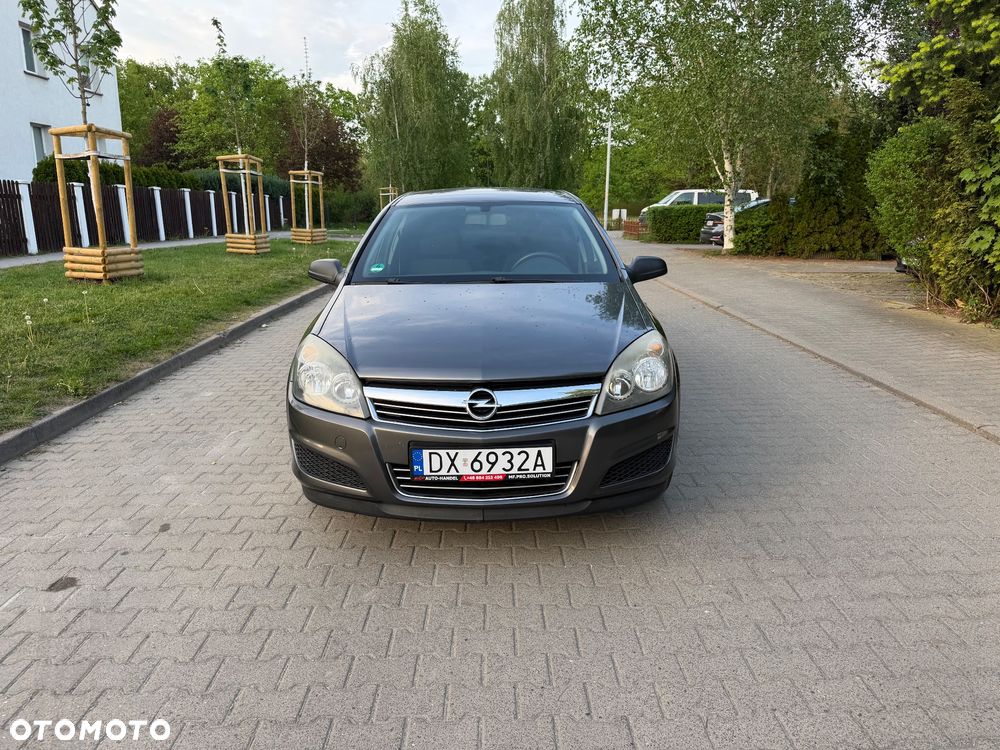 Opel Astra 1.6 Innovation - 8