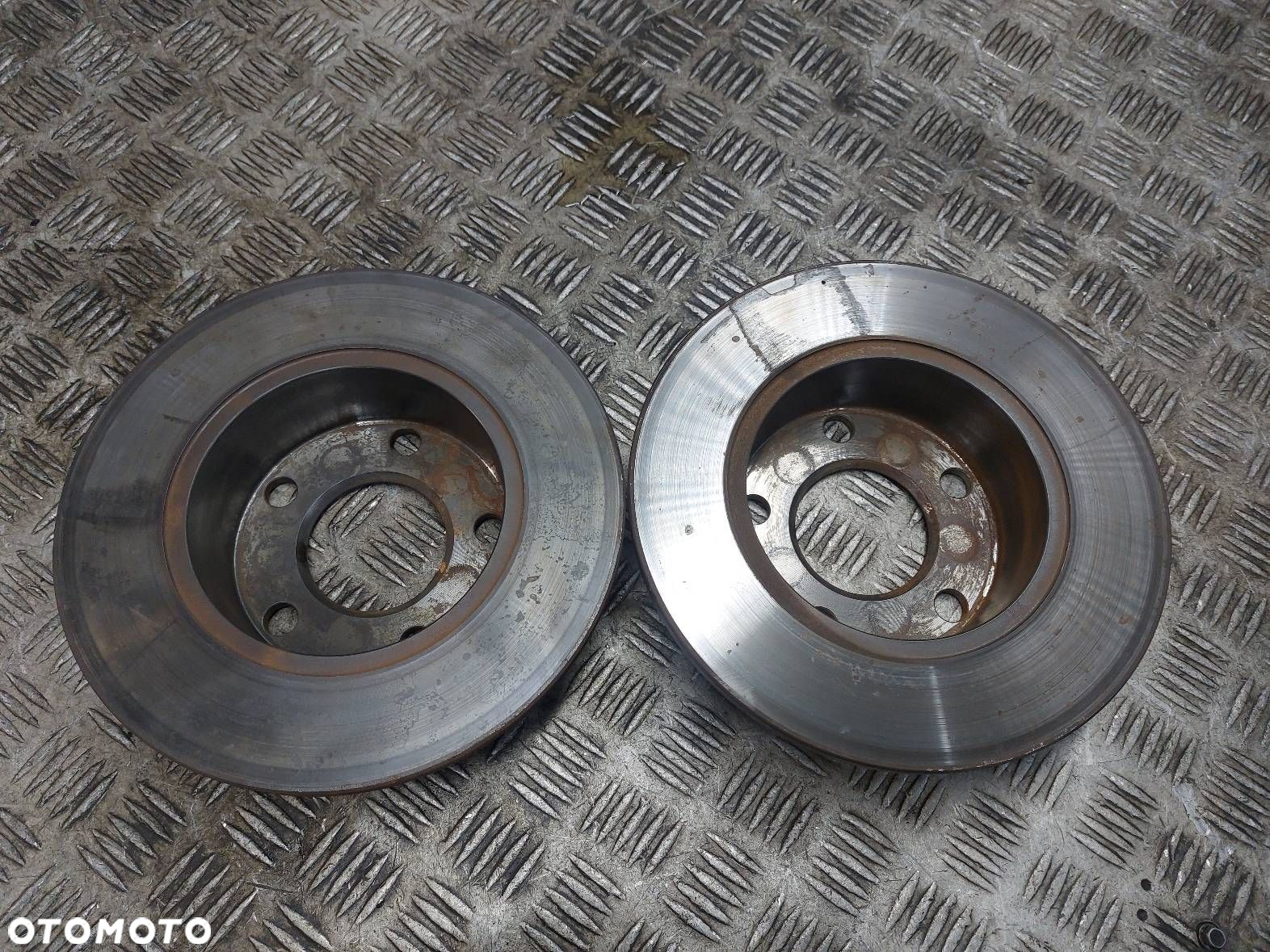 TARCZE HAMULCOWE TYŁ + ZACISKI AUDI A6 C5 - 6