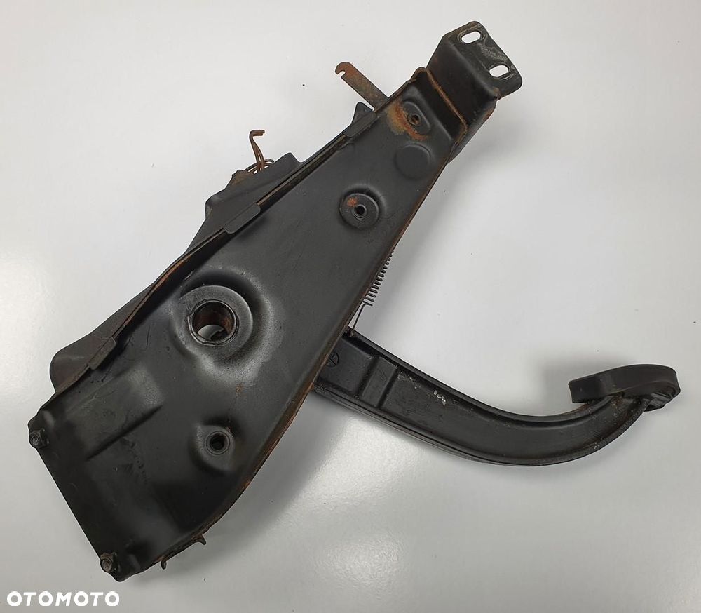 PEDAŁ HAMULCA RĘCZNEGO MERCEDES W126 1264270601 - 4