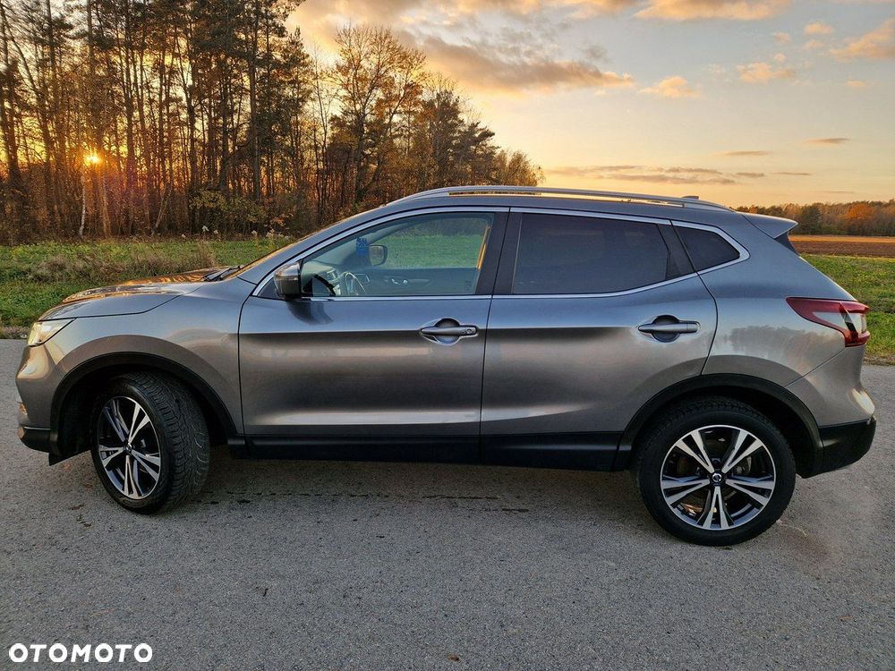 Nissan Qashqai - 2