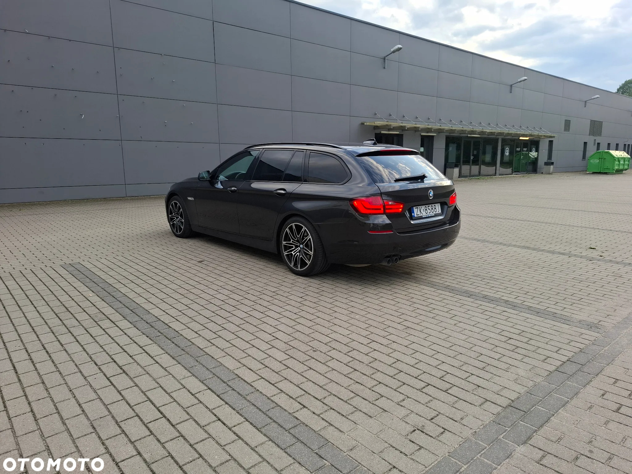 BMW Seria 5 525d - 14