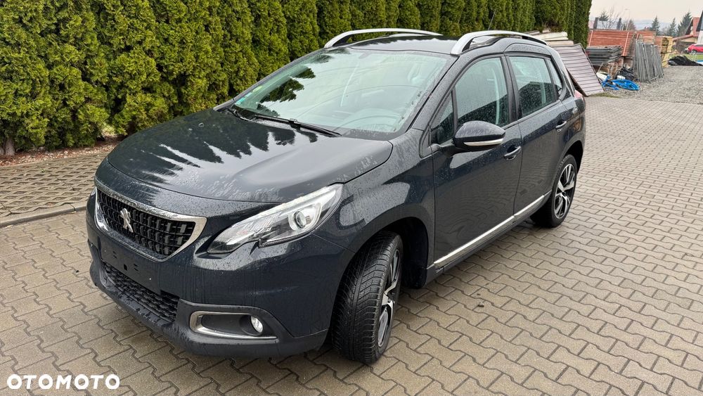 Peugeot 2008 BlueHDi 100 Active - 4