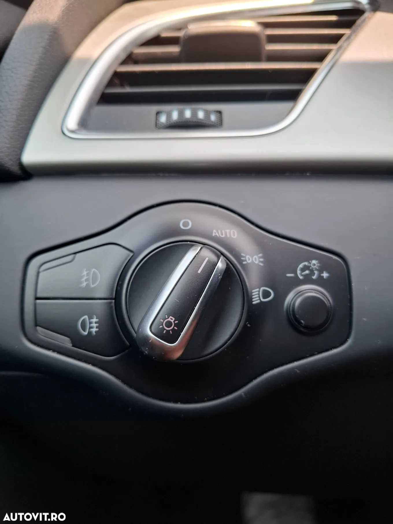 Audi A4 2.0 TDI B8 - 9