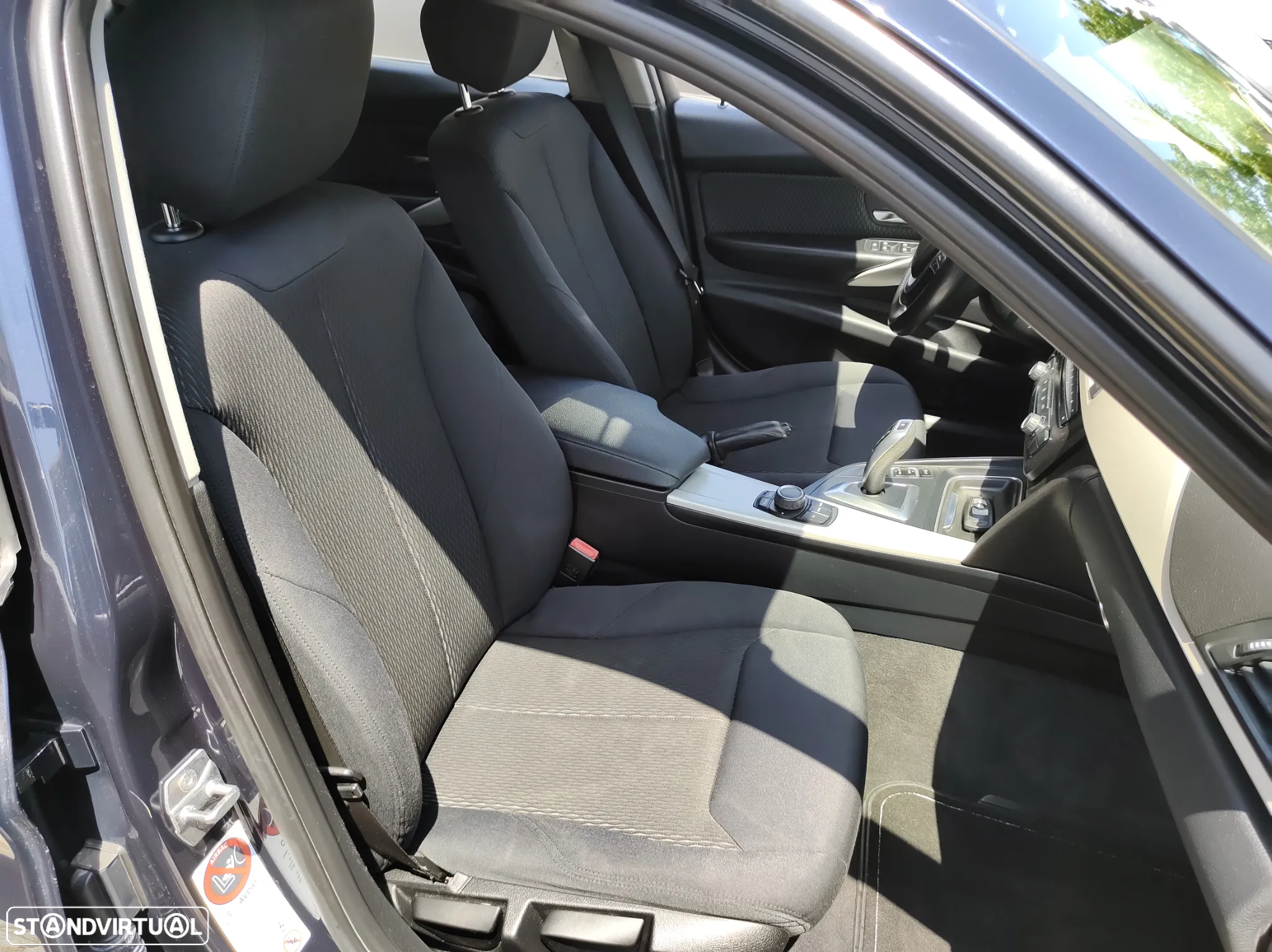 BMW 318 d Touring Auto - 20
