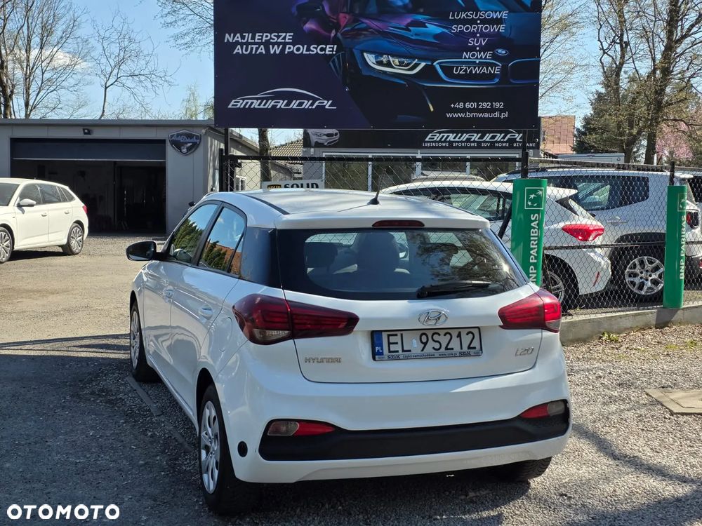 Hyundai i20 1.2 Comfort - 10