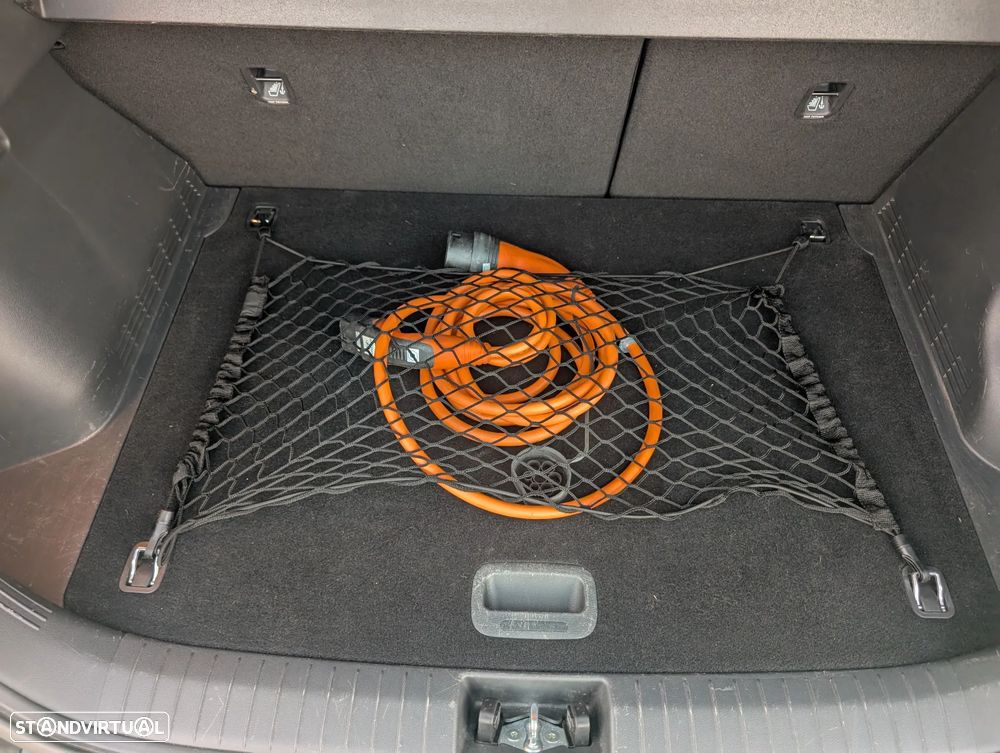 Hyundai Kauai EV 64 kWh Premium+LED - 14