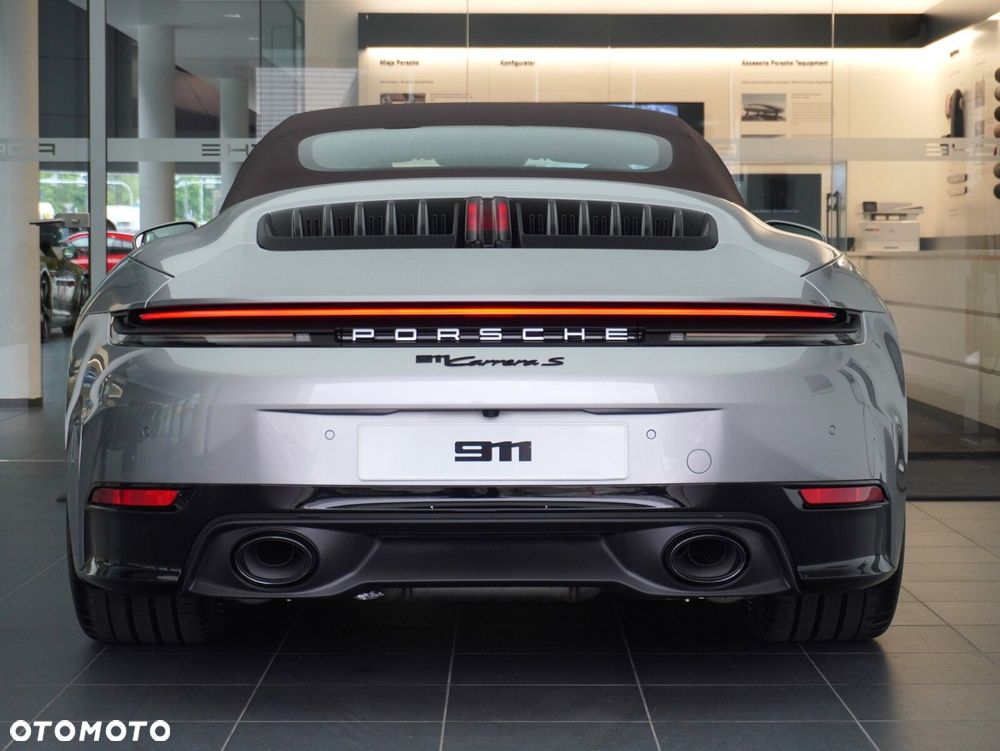 Porsche 911 Carrera S - 15