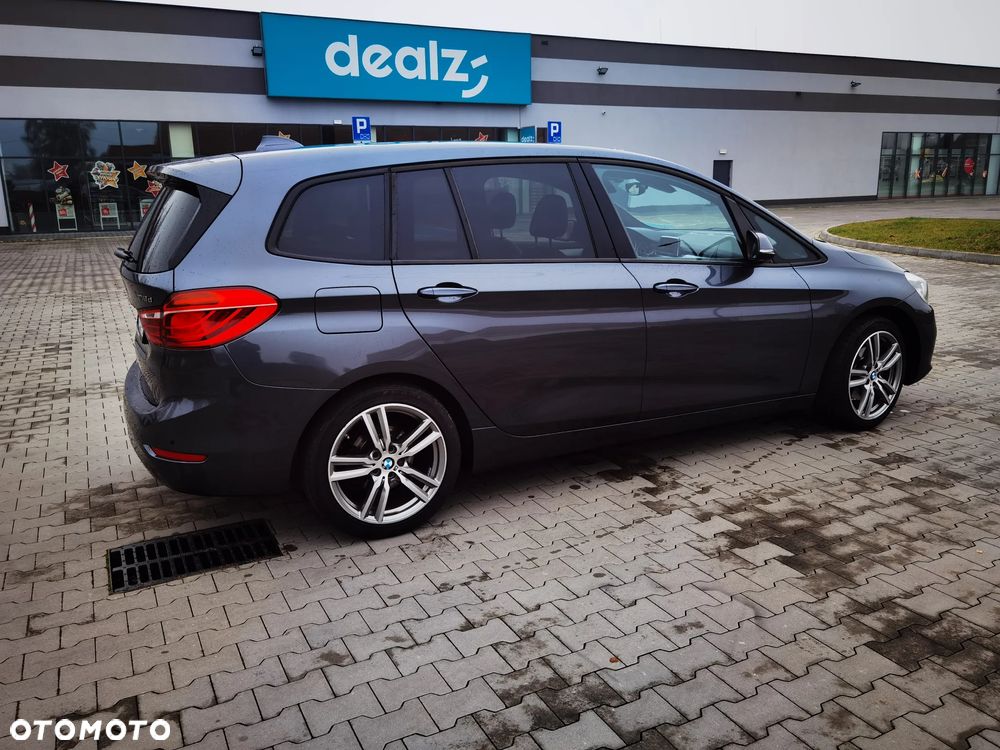 BMW Seria 2 218d GT - 2