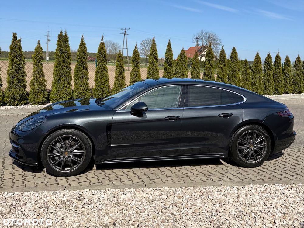 Porsche Panamera - 6