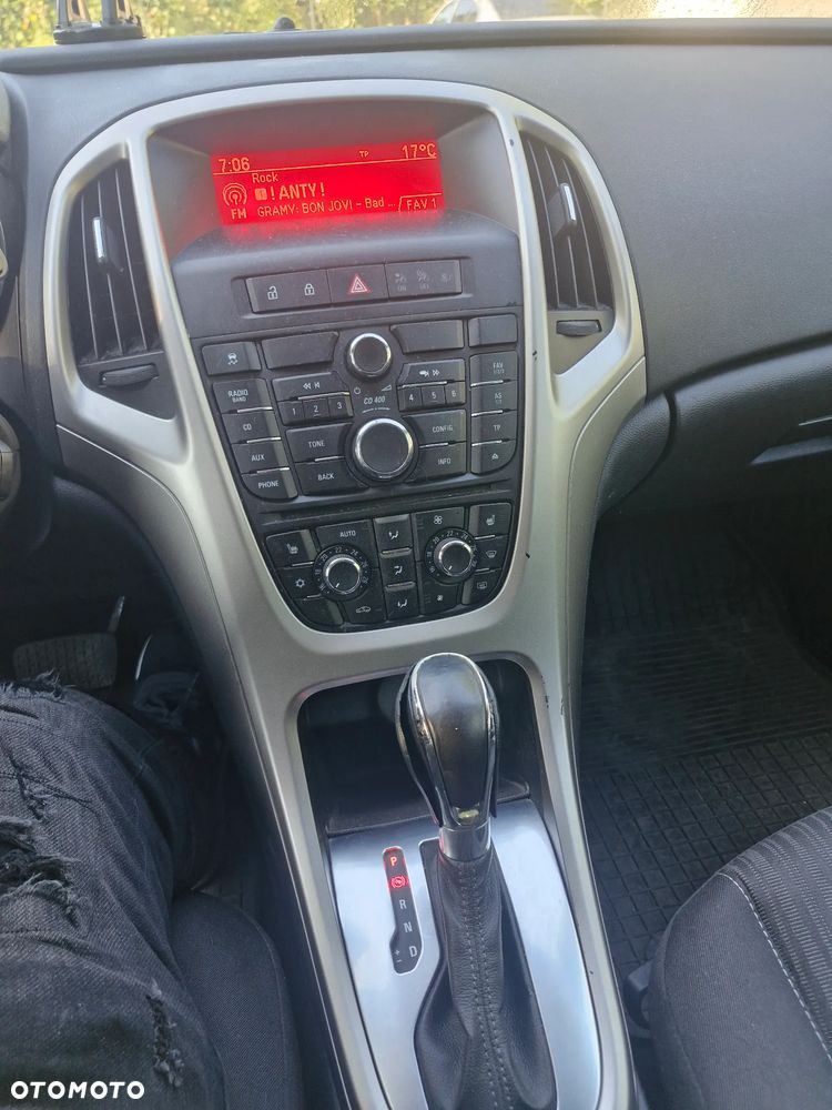 Opel Astra - 2