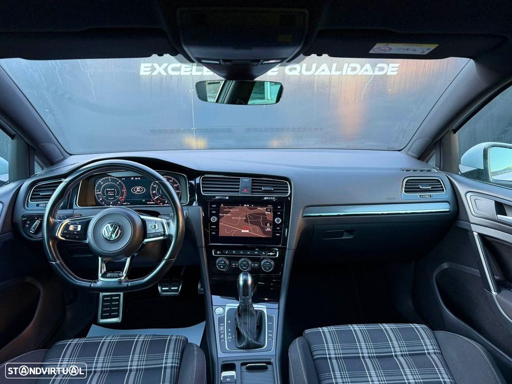 VW Golf 2.0 TDI GTD DSG - 17