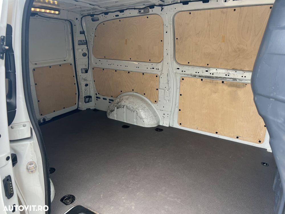 Mercedes-Benz Vito - 28