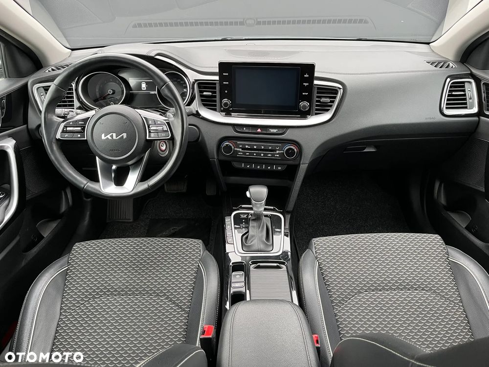 Kia Ceed 1.5 T-GDI L DCT - 19
