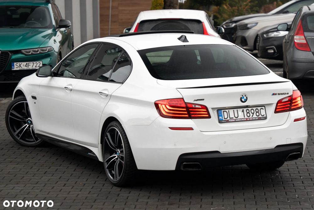 BMW Seria 5 M550d xDrive Sport-Aut - 15