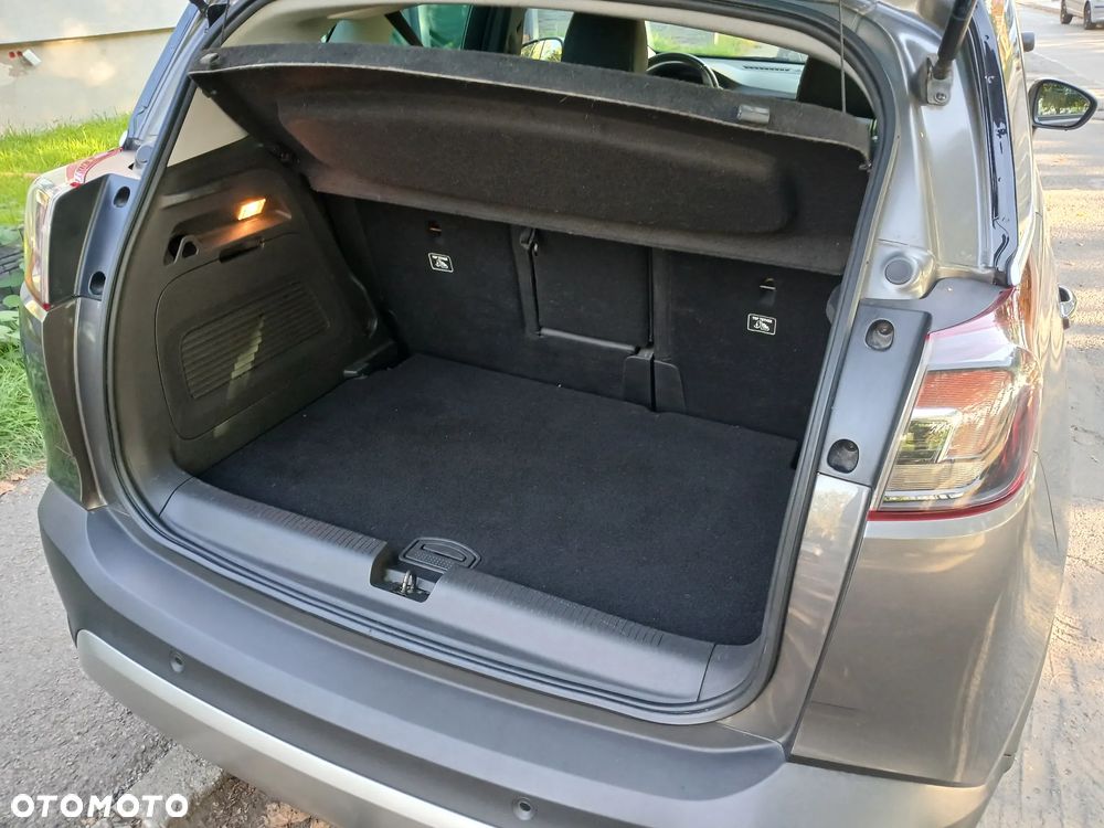 Opel Crossland X - 17