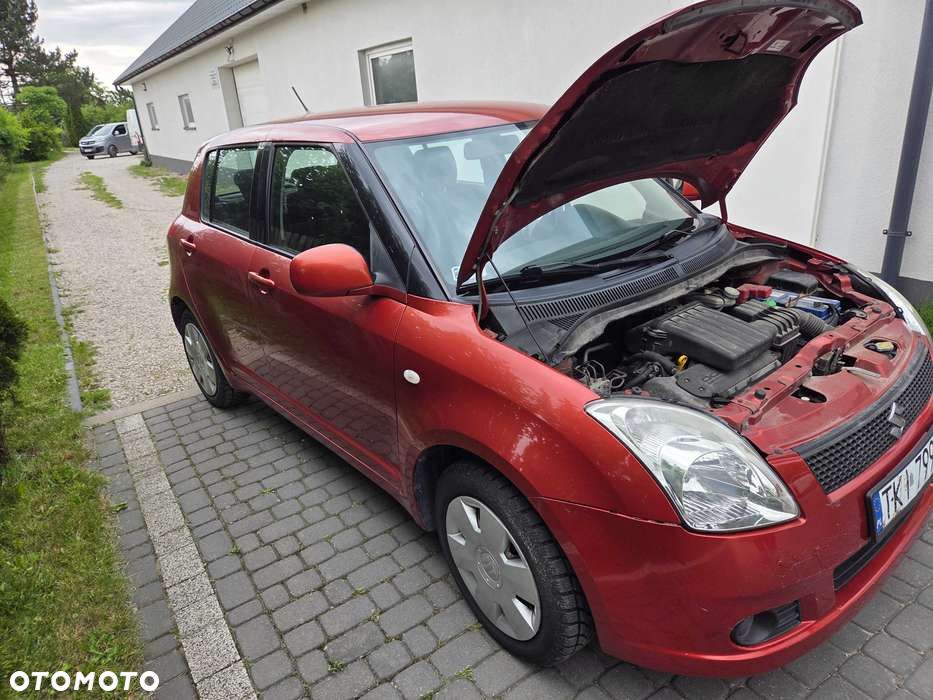 Suzuki Swift 1.3 Club - 6