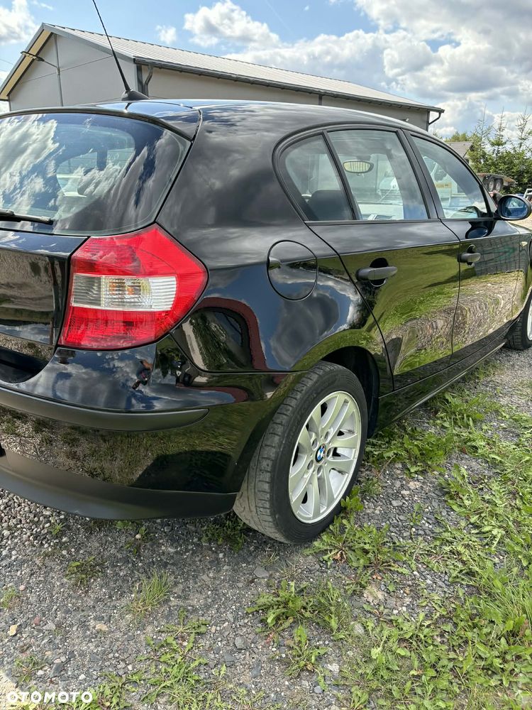 BMW Seria 1 116i - 4