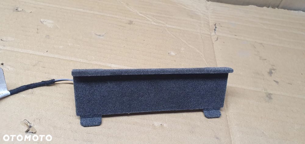 Oświetlenie światło podłokietnika Mercedes GL X166 W166 A1666800014 A0009062235 - 3