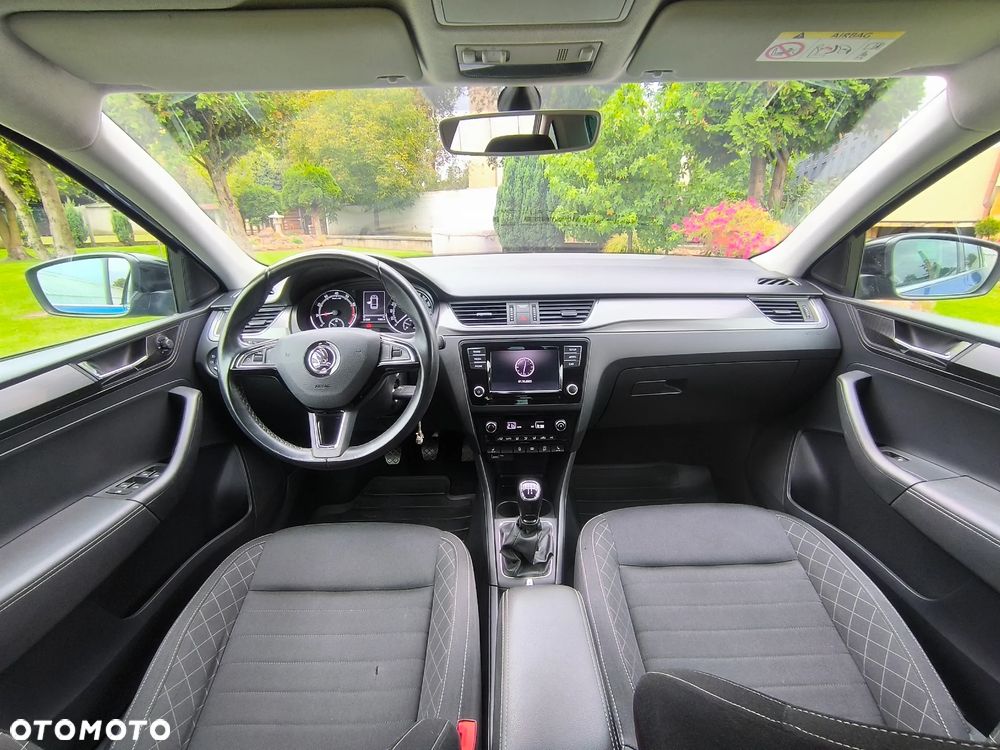Skoda RAPID 1.0 TSI Style - 10