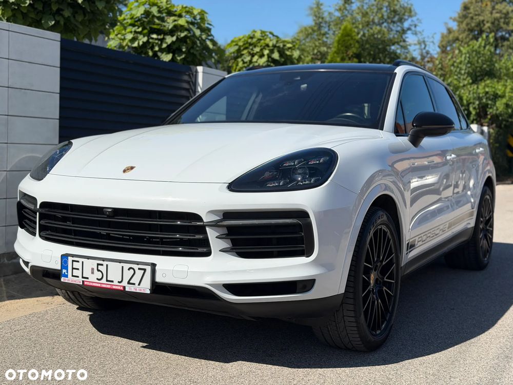 Porsche Cayenne Standard - 1