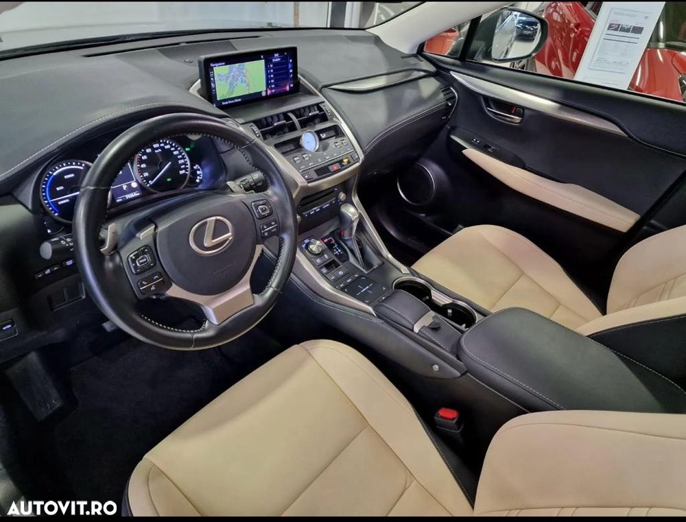 Lexus Seria NX - 12