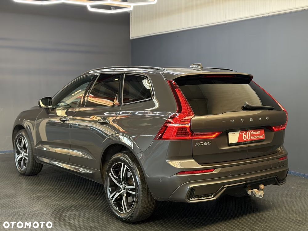 Volvo XC 60 B4 D AWD Ultimate Dark - 3