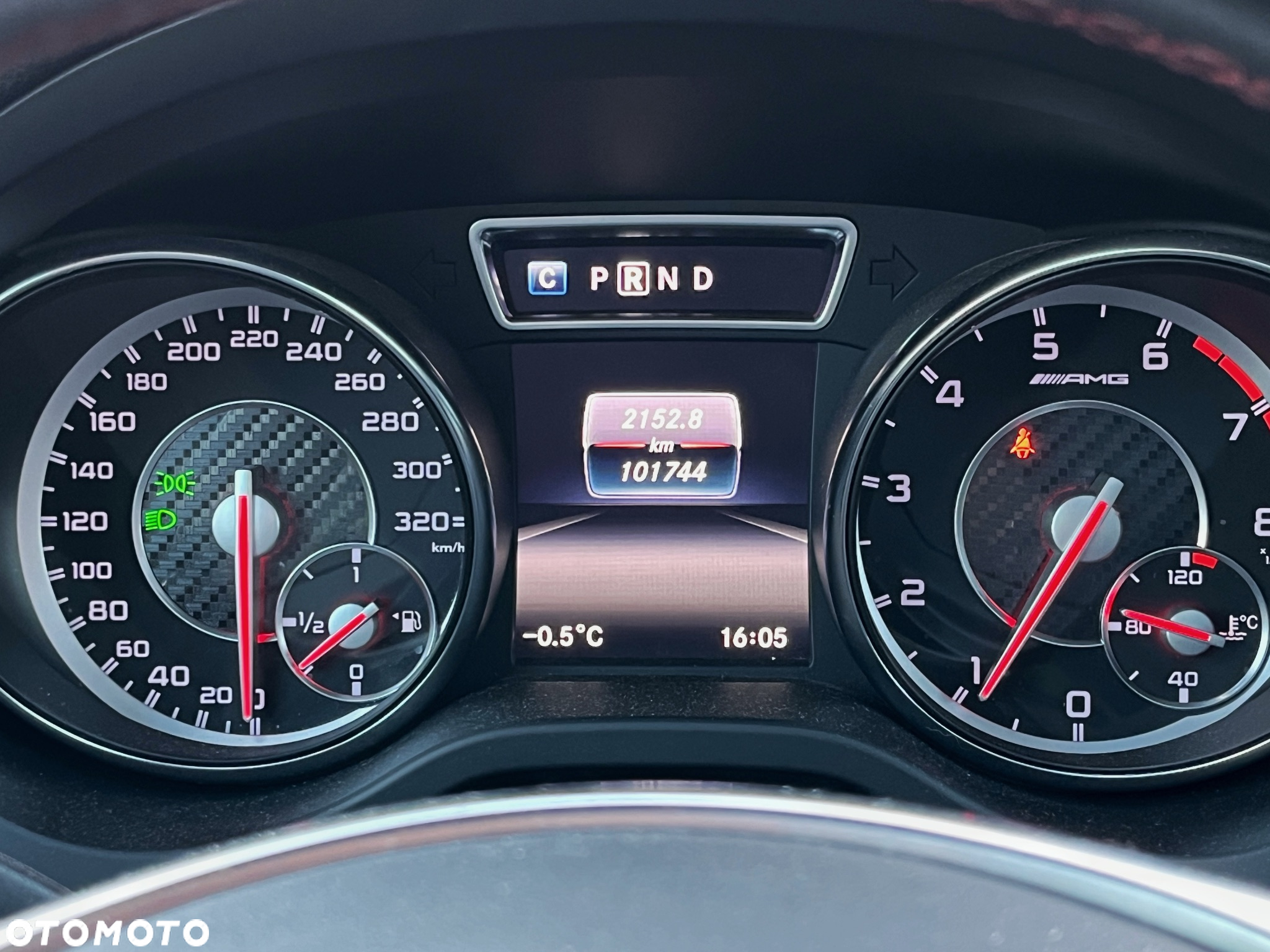 Mercedes-Benz GLA 45 AMG 4-Matic - 15