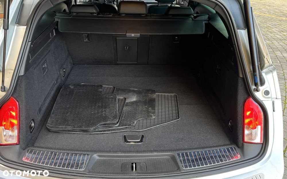Opel Insignia 2.0 CDTI Cosmo S&S - 40