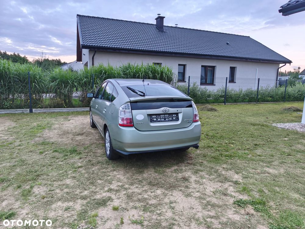 Toyota Prius 1.5 VVT-i Sol - 19