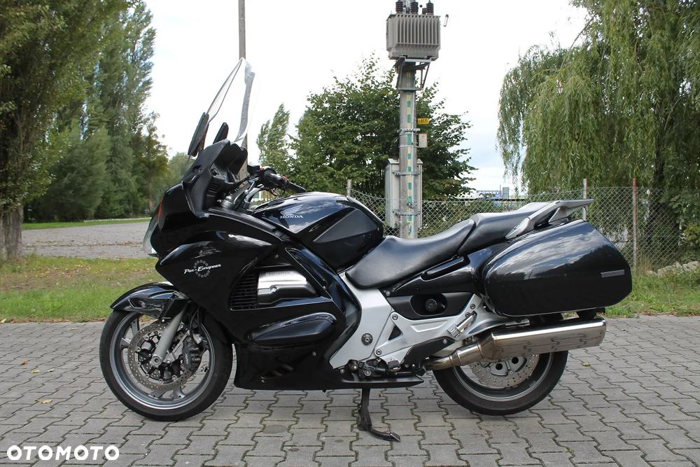 Honda ST - 11