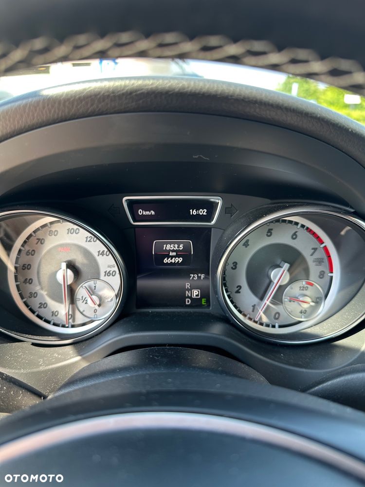Mercedes-Benz CLA 250 7G-DCT - 16