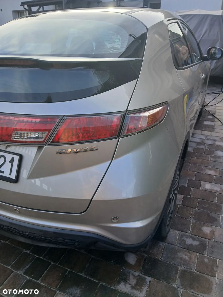 Honda Civic 1.4i-DSi - 7