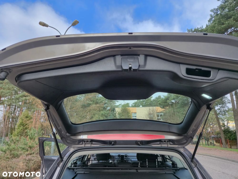 Ford Mondeo 2.0 TDCi Titanium - 27