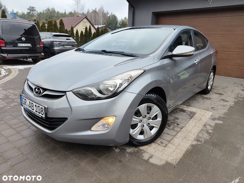 Hyundai Elantra 1.6 Comfort - 37