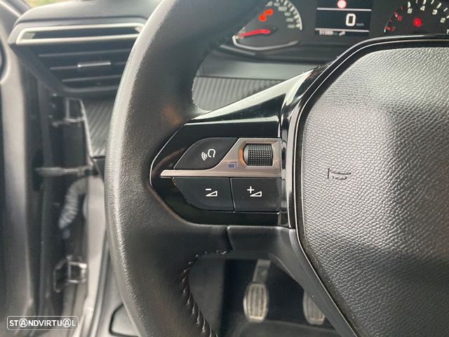 Peugeot 208 1.2 PureTech Allure - 14