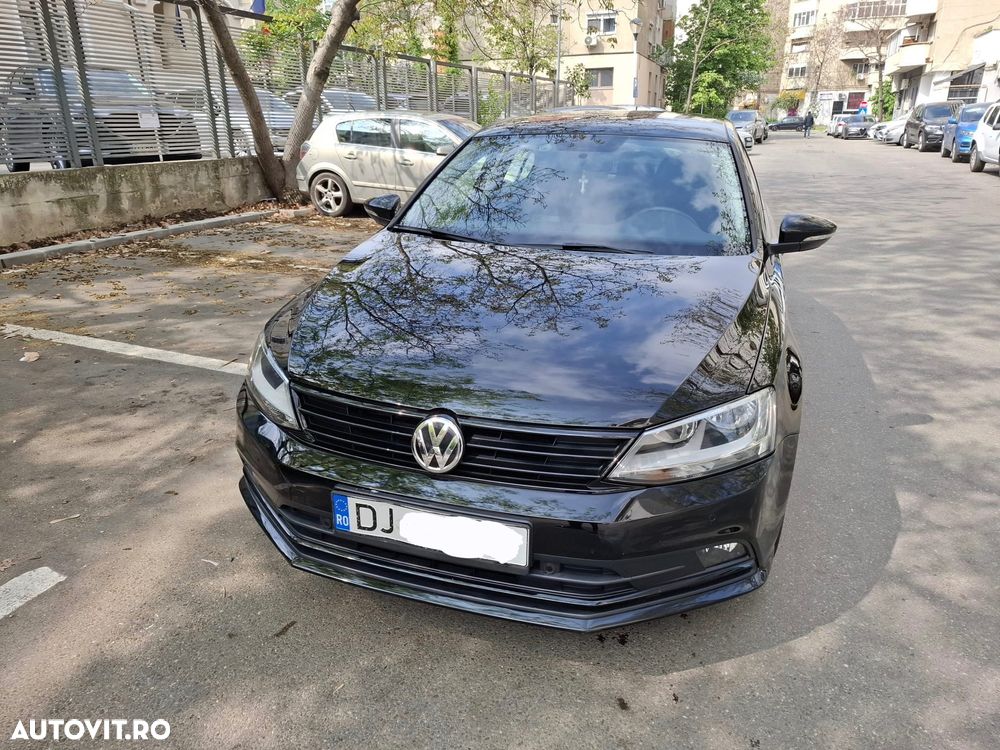 Volkswagen Jetta 1.2 TSI Trendline - 1