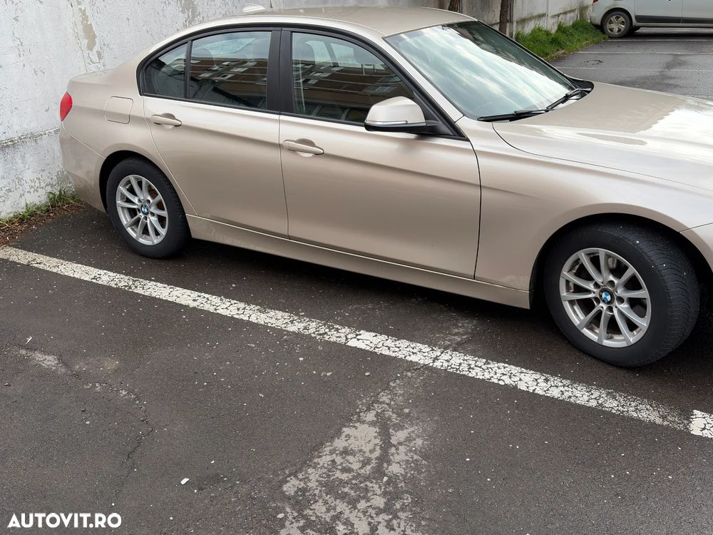 BMW Seria 3 320d - 5