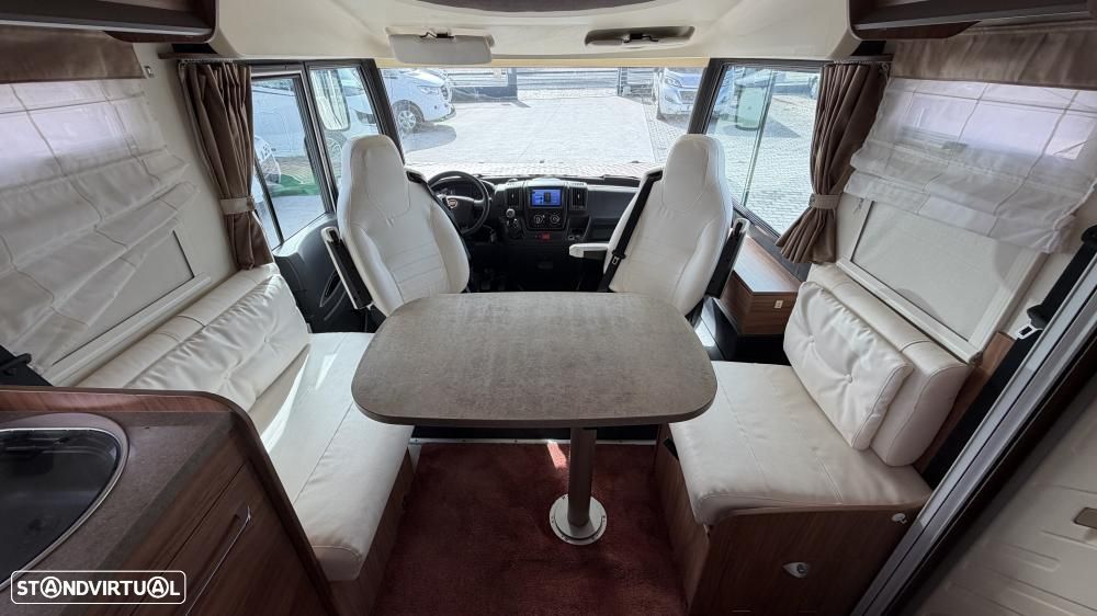 Itineo Famili MC650 cama central à esquerda e basculante - 10