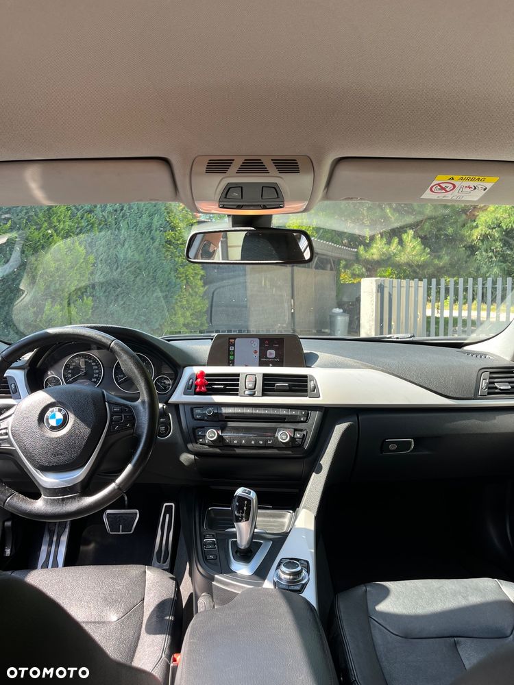 BMW Seria 3 318d - 10