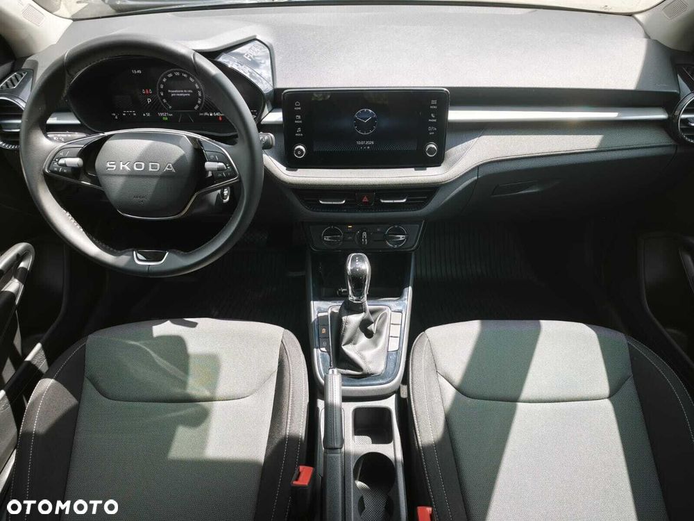 Skoda Fabia 1.0 TSI Selection DSG - 5