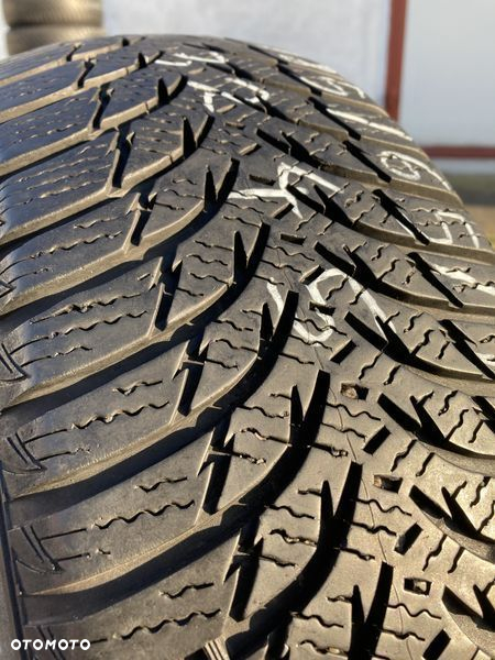 185/65/15 Kumho Winter Craft WP51 88T - 2