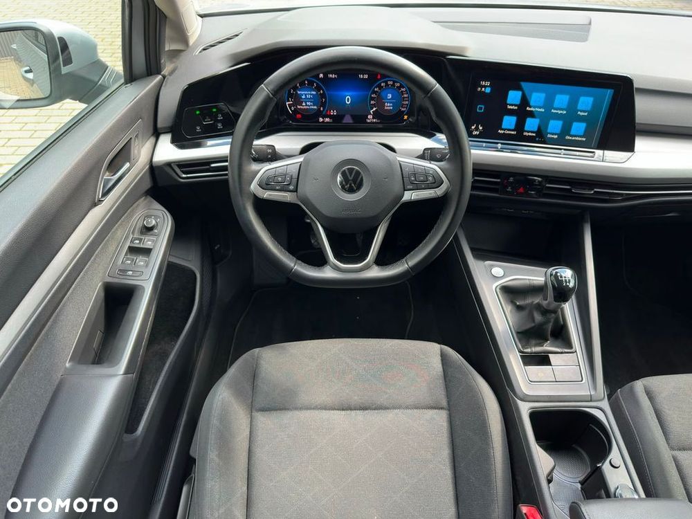 Volkswagen Golf - 12