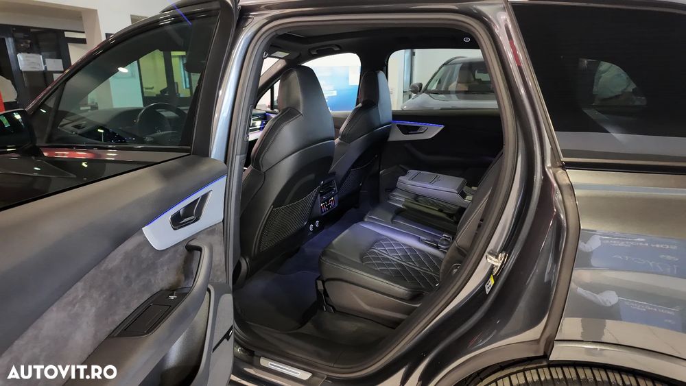 Audi SQ7 4.0 TDI quattro Tiptronic - 33