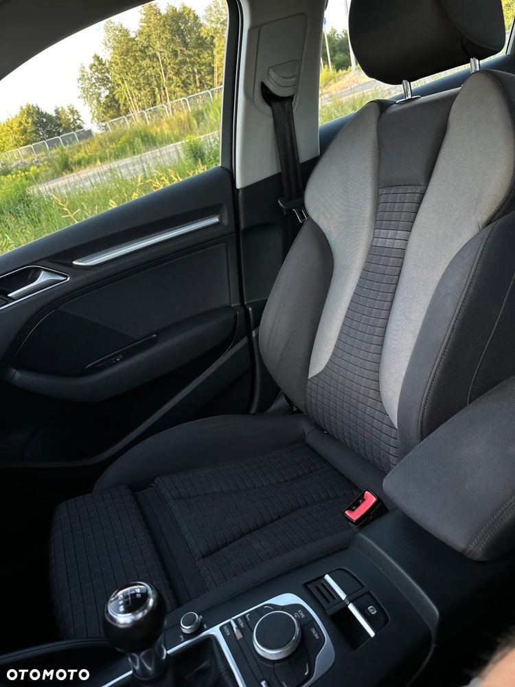 Audi A3 Sportback 2.0 TDI Ambition - 16