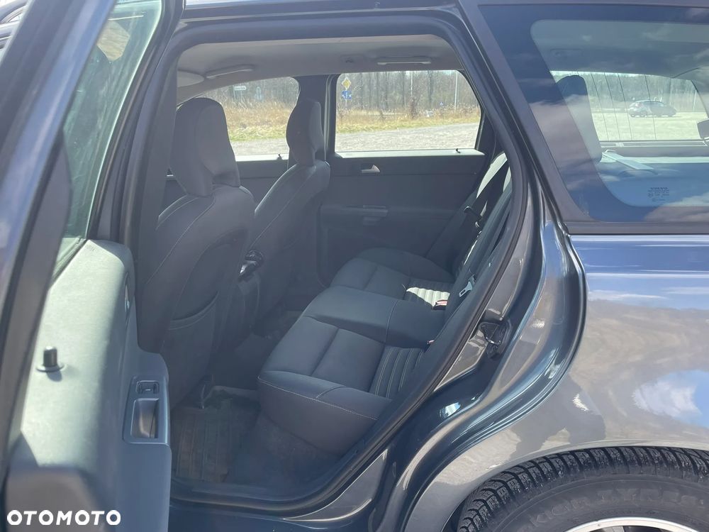 Volvo V50 2.0 Momentum - 7