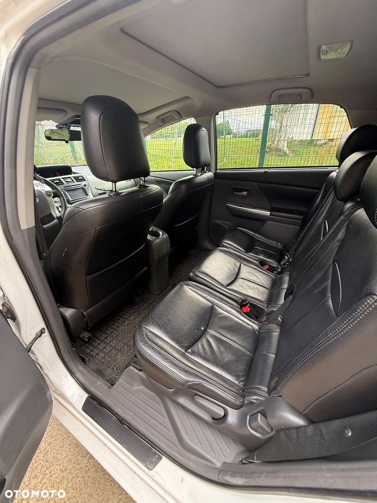 Toyota Prius+ (Hybrid) Comfort - 13