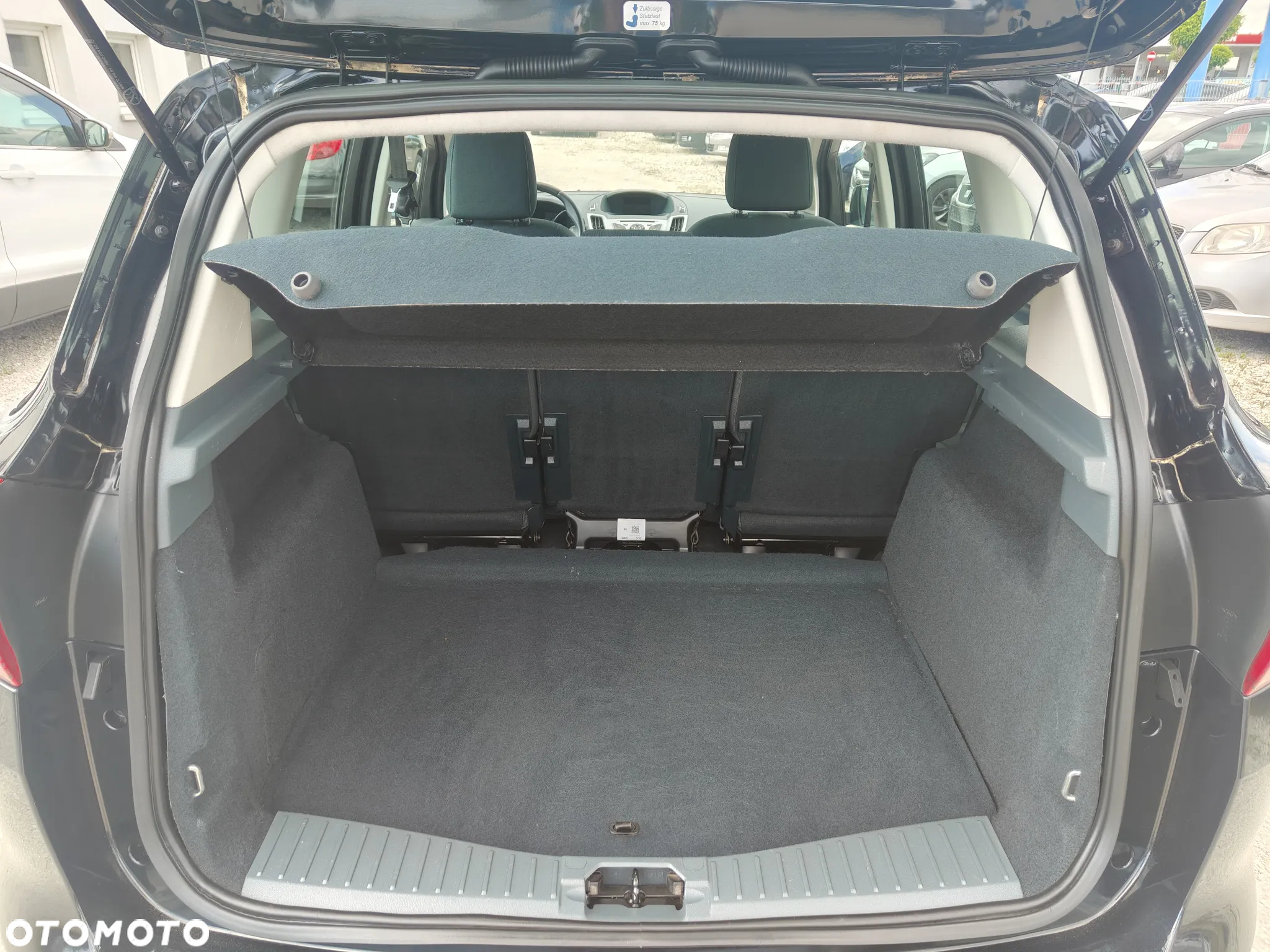 Ford C-MAX - 12