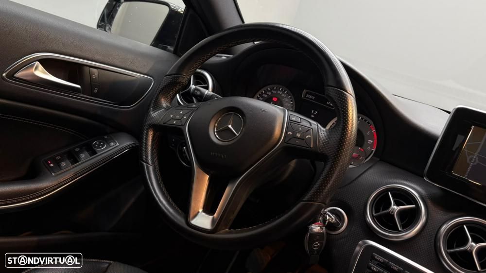 Mercedes-Benz A 200 CDI (BlueEFFICIENCY) Urban - 12