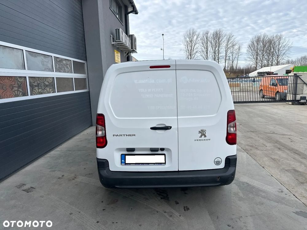 Peugeot Partner - 8