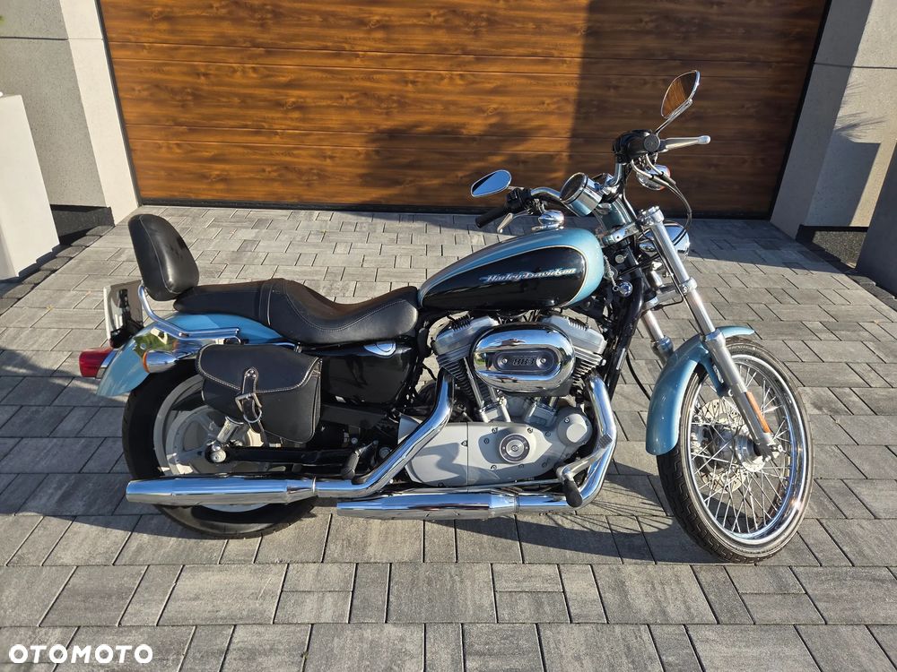 Harley-Davidson Sportster Custom 883C - 2